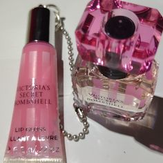 Victoria's Secret Bombshell Perfume Bombshell Lip Gloss Key Ring Nwt Victoria Secret Bombshell Perfume Aesthetic, Bombshell Perfume Aesthetic, Wishlist Ideas I Want, Pink Perfumes, Victoria Secret Bombshell Perfume, Bombshell Perfume, Victoria's Secret Perfume