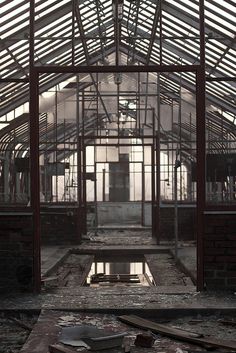 oh the beauty of an industrial glass cathedral Industrial Aesthetic, Industrial Design Furniture, Greenhouse Plans, Vintage Industrial Furniture, Industrial Living, Industrial Interiors, Abandoned Buildings, Greenhouses