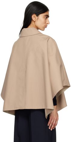 Cotton twill cape-style jacket. · Spread collar · Button closure · Flap pockets · Button fastening at cuffs · Central vent at back hem Supplier color: Sand Cape Style, Color Sand, Button Jacket, Jacket Buttons, Max Mara, Cotton Twill, Cape, Top Brands, Luxury Fashion