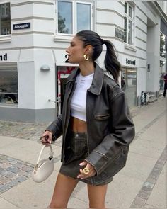 Stile Hijab, Mode Zara, Europe Outfits, Leather Jacket Outfits, Mode Inspo, Outfit Inspo Fall