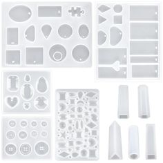 the plastic model kit includes several different shapes and sizes