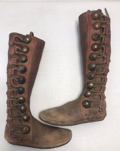 1960's Handmade Bohemian Brown Leather Hippie Applique Flat Moccasin Boots | eBay Moccasin Boots Pattern, Bohemian Leather Moccasins For Fall, Traditional Suede Boots With Round Toe, Western Leather Moccasins With Leather Sole, Brown Bohemian Moccasins For Fall, Western Style Leather Moccasins, Fall Bohemian Leather Moccasins, Bohemian Leather Boots With Snip Toe, Leather Moccasins With Round Toe For Festivals