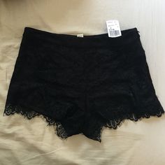 Forever 21 Eyelash Lace Shorts With Small Front Slits. Black. Zipper Closure Side. Size Medium M. New With Tags Never Worn. Coming From Smoke And Pet Free Home Feel Free To Bundle With Other Items! Forever 21 Casual Bottoms For Date Night, Casual Forever 21 Bottoms For Date Night, Casual Date Night Bottoms From Forever 21, Trendy Forever 21 Bottoms For Date Night, Cheap Forever 21 Summer Shorts, Chic High Waist Shorts By Forever 21, Forever 21 Bottoms For Date Night, Forever 21 Bottoms For Date Night In Summer, Chic Forever 21 Bottoms For Date Night