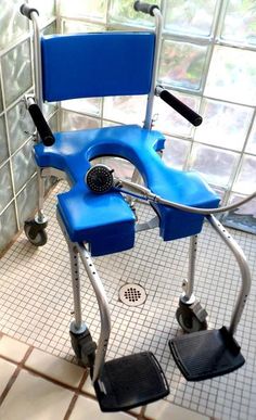 Wheelchair Bath Accessories, Handicapped Bathroom Accessories, Wheelchair Accessible Furniture, Furniture For Elderly People, Behindertengerechtes Bad, Shower Chairs For Elderly, Shower Commode Chair, Elderly Products, Shower Wheelchair