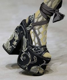 Ballroom Dance Outfits, Shoes Fashion Photography, Traditional Indian Dress, Cute Shoes Heels, Quirky Fashion, Fashion Inspiration Design, Fashion Fits, Crazy Shoes, Dream Shoes