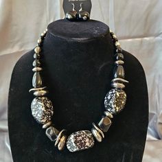 Chunky Black And Silver Necklace And Earring Set. Wooden Bead Jewelry, Statement Bib Necklace, Necklace And Earring Set, Paparazzi Jewelry, Bead Jewelry, Bib Necklace, Black And Silver, Jewelry Necklace, Wooden Beads