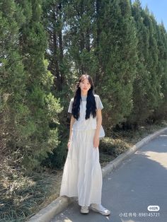 Summer Outfits Japan, Classy Outfits For Teens, Japanese Minimalist Fashion, Modest Girly Outfits, Japan Outfits, Simple Style Outfits, Soft Girl Outfits, Color Combinations For Clothes, Modest Summer Outfits