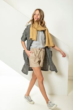 A linen scarf is an essential accessory for everyone. This scarf is made from medium weight linen and can be worn all year round. It will keep you warm in chill summer evening or keep you safe and cool in the sun. It can be a great coverup for your kids while they fell asleep on the beach or a shawl that goes great with your bathing suit and most of all it will be great finishing up detail for your outfit. Try it in our favorite Gray to create a light, summery look, or in navy blue with a white Linen Jackets Women, Pretty Kimonos, Linen Shawl, Linen Kimono, Linen Coat, Kimono Coat, White Linen Dresses, Linen Jackets, Linen Scarves