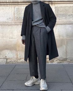 Gucci Outfit Men, Gucci Outfit, Sneakers Gucci, Minimalist Fashion Men, Color Trends Fashion, Gucci Outfits, Minimalist Shoes, Men Stylish Dress, Layering Outfits