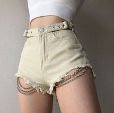 Jeans Chain, Womens High Waisted Shorts, High Waist Denim Shorts, Girls Denim Shorts, Baby Tees Y2k, Ripped Shorts, High Waist Denim, Female Girl, High Waist Shorts