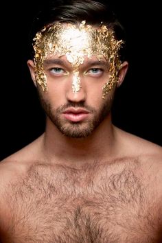 Gold Face Paint, Male Art Photography, Make Up Gold, Skin Paint, Gold Skin, Mask Makeup, Art Of Man, Look Into My Eyes