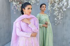 Blooming Beauty: Embrace the Charm of Shireen Lakdawala's CHAMELI Collection!