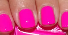 Deep Powder Nails Color Summer, Hot Pink Nail Polish Colors, Hot Pink Dip Powder Nails, Bright Pink Toe Nails, Cool Pink Nails, Hot Pink Dip Nails, Hot Pink Toe Nails, Hot Pink Short Nails, Nail Colors Pink