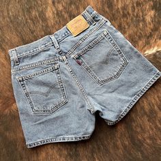 Vintage Levi's Jean Shorts waist: 15 hips: 20 inseam: 4 ⠀ *any measurements are laying flat + clothes are vintage and subject to minor flaws | returns + exchanges not accepted* Floral Mini Dress Summer, Thrift List, Funky Shirts, Outfit Inso, Vintage Jean Shorts, Thrift Inspo, Levi Jean Shorts, Makeover Bedroom, Jean Vintage