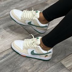 Nike Shoes Women Outfit Casual, Zapatillas Kyrie Irving, Jordan Low, Dunk Low Nike, Shoes World