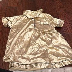 Never Worn, In Great Condition Gold Silk, Silk Pajamas, Bright Gold, Women's Intimates, Pajama Set, Pajamas, Women Shopping, Gold, Color