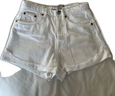 Zara Cotton Jean Shorts For Day Out, Zara Cutoff Jean Shorts For Day Out, High Wasted Jean Shorts, High Wasted Jeans, Mid Rise Jean Shorts, Pink Denim Shorts, Summer Shorts Denim, Cuffed Denim Shorts, Ripped Denim Shorts