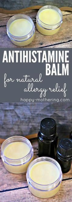 How to make the best natural antihistamine balm with essential oils for allergies. Easy to make recipe works great for quick symptom relief. Natural Allergy Relief Remedies, Natural Allergy Relief, Săpunuri Handmade, Natural Healing Remedies, Allergy Relief, Diy Remedies, Natural Therapy, Homemade Remedies, Fashion Life