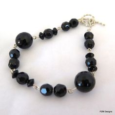 Black Onyx Tennis Bracelet #bracelets #jewelry #blackjewelry #gemstonebracelets #handmade #freeshipping #fashion #bohostyle #gothjewelry Black Onyx Necklace, Jewelry Bracelets Gold, Real Jewelry, Sterling Bracelets, Bracelets Gold Diamond, Stylish Bracelet, Black Jewelry, Tennis Bracelet Diamond, Solitaire Pendant