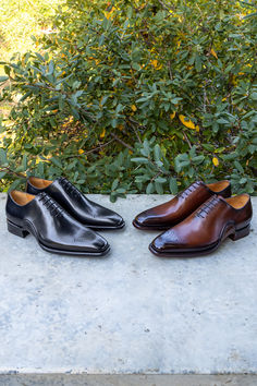 Special events call for high-quality leather shoes. Use BOGO10 to save 10% on any second pair of shoes for a limited time. Masculine Fashion, Professional Men, Wingtip Oxford, Cool Gear, Slip On Boots, Avant Garde Fashion, Men's Footwear, Leather Shoes Men