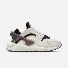 Nike Women's Huarache Crater PRM Phantom Black Nike Huraches Nike, Nike Air Huarache, Air Huarache, Black 7, Nike Huarache, Nice Shoes, Me Too Shoes, Women's Shoes, Nike Women