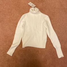 Brand New Never Worn White Sweater From Zara White Sweater, White Sweaters, Colorful Sweaters, Color White, Sweaters For Women, Turtle Neck, Zara, Brand New, Women Shopping