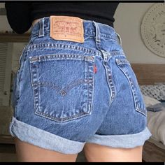 Can Fit From Xs-L Prices Negotiable Perfect For Summer! #Levi #Vintagelevi #Levijeans #Jevishorts Levi Jean Shorts, Levi Shorts, Denim Shorts Women, Vintage Levis, Christmas Presents, Nuts, Jean Shorts, Levi Jeans, Levi's