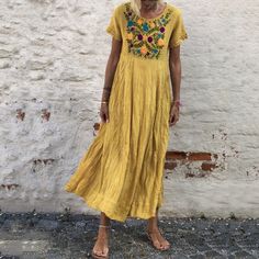 Womens T Shirt Dress, Women's A Line Dresses, T Dress, Vintage Short, Midi Short Sleeve Dress, Yellow Light, Necklines For Dresses, Dress Midi, Maxi Dresses Casual