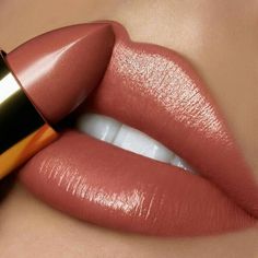 Lip Goals, Lipsense Lip Colors, Best Lipstick Color, Olive Skin Tone, Lipstick Kit, Creme Lipstick, Best Lipsticks, Lips Shades, Moisturizing Lipstick