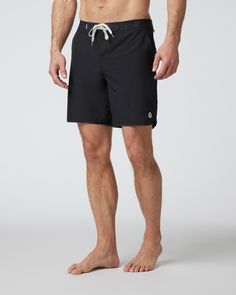 Built like everyday shorts and made partially with recycled materials, the Cruise Boardshorts in our VCycled™ fabric are your best piece to transition from water to life. With a scalloped leg and high-performance fit, these boardshorts were made with a nod to our Mother Ocean. | Vuori Cruise Boardshort | Black | 36 Vuori makes premium performance apparel inspired by the active Coastal California lifestyle; an integration of fitness, surf, sport, and art. Breaking down the boundaries of tradition Black Swim Trunks, Everyday Shorts, Coastal California, California Lifestyle, California Coastal, Performance Outfit, Skirt Leggings, Shopping Trip, Swim Trunks