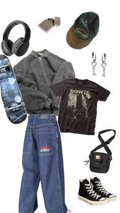 #skater #outfitinspo  #fit Cool Skater Outfits, Skatecore Aesthetic Outfits, Skater Academia Aesthetic, Y2k Skater Grunge Outfits, Skater 2000s Fashion, Skater School Outfits, Skater Astethic Outfits, Skater Fall Outfits, 90s Grunge Winter Outfits