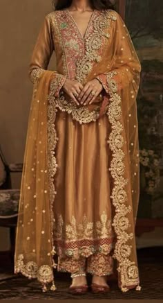 Pakistani Embroidery, Wedding Dresses Designs, Crochet Cable Knit, Embroidery Couture, Outfit Ideas 2022, Fashion Party Dress, Bridal Couple, Couple Outfit Ideas, Party Dress For Women