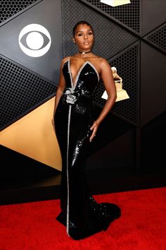 Janelle Monáe in Armani Privè Grammy Awards Red Carpet, Carpet Outfits, Janelle Monae, Vogue France, Janelle Monáe, Red Carpet Outfits