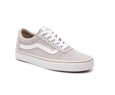 Casual Skate Shoes With Gum Sole For Spring, Casual Spring Skate Shoes With Gum Sole, Spring Casual Skate Shoes With Gum Sole, Spring Casual Low-top Skate Shoes, Vans Sneakers With Gum Sole For Spring, Vans Sneakers With Vulcanized Sole For Spring, Vans Casual Sneakers For Everyday, Vans Casual Everyday Sneakers, Casual Everyday Vans Sneakers