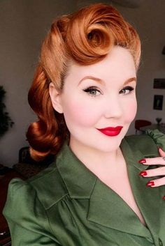 Moda Pin Up, Cheveux Oranges, Vintage Updo