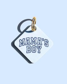 Mama's Boy Acrylic Pet Tag Boy Puppy Accessories, Boy Dog Accessories, Funny Dog Tags, Cute Dog Tags, Preppy Dog, Dogs Diy Projects, Spoiled Pets, Company Swag, Dog Accesories