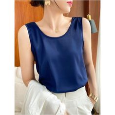 Size(inch) Size in Inch Length Bust Shoulder S 22.05 33.07 14.17 M 22.44 34.65 14.57 L 22.83 36.22 14.96 XL 23.23 37.80 15.35 XXL 23.62 39.37 15.75 XXXL 24.02 40.94 16.14 Recommend: Order One Size Bigger Advantages of silk fabric clothing 1. Comfortable to wear This is the main advantage of silk fabrics. Silk is composed of protein fibers, has good biocompatibility with the human body, combined with a smooth surface, and irritates the human body. The friction coefficient of all types of fibers i Female Luxury, Vest For Women, Neck Women, Boho Floral Dress, Style Office, Satin Material, Solid Clothes, Boho Maxi Dress, Top Fabric