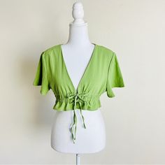 Princess Polly Jamison Reid Green V-Neck Smocked Front Tie Short Sleeve Crop Top Size 6/M Nwot- Took The Tags Inside Off Because It Was Scratchy When I Tried On But It Has Never Been Worn 65% Cotton 35% Polyester 5-11 Short Sleeve Crop Top, Tie Shorts, Short Sleeve Cropped Top, Princess Polly, I Tried, Smocking, Crop Top, Top Blouse, Womens Tops