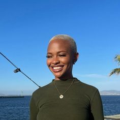 Palesa Makam 💎 on Instagram Shaved Heads, Shaved Head Women, Haircut Inspo, Beautiful Freckles, Hair Catalog, Curly Hair Styles Easy, Healthy Natural Hair, Sassy Hair