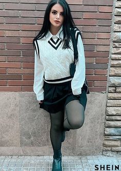 Chaleco de punto con diseño de parche de letra sin camisa | SHEIN USA Hipster Outfits, Sweater Vest Women, Sweater Vest, Fashion Online Shop, Online Fashion, All Fashion, Fashion Inspiration, Men's Clothing, Blouses For Women