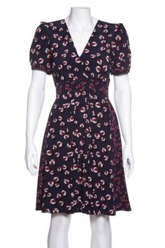 NWT Gucci 100% Silk Dress w/ Beach Ball Prints! | eBay Fitted Gucci Floral Print Dresses, Gucci Fitted Floral Print Dress, Elegant Gucci Dress For Summer, Summer Gucci Cocktail Dress, Gucci Summer Cocktail Dress, Gucci Knee-length Cocktail Dress, Gucci V-neck Cocktail Dresses, Gucci Knee-length Evening Dress, Gucci Fitted Dress For Spring