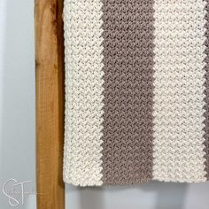 close up of the texture of a suzette stitch baby blanket Textured Blanket, Start Crocheting, Modern Crochet Blanket, X Stitch, Crochet Stitches For Blankets, Stitch Collection, Crochet Terms, Blanket Crochet Pattern, Blanket Patterns