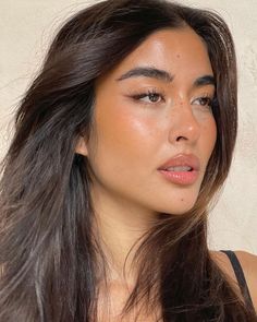 Skin Like Makeup, No Makeup Eye Look, Tanielle Jai Makeup, Natural Glowing Makeup, Tanielle Jai, Back Makeup, Bronze Makeup Look, Mekap Mata, 20 Makeup