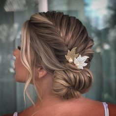 Bridal Maids, Special Occasion Hairstyles, Light Blonde Hair, Prom Hairstyles For Long Hair, Healthy Hair Tips, Light Blonde, Hair Art, How To Make Hair