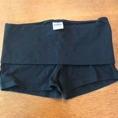 Pink Victoria’s Secret Shorts. Brand New Without Tags. Easy Diy Clothes, Victoria Secret Outfits, Sporty Shorts, Beach Friends, Outfits Y2k, Cute Lazy Day Outfits, Lazy Day Outfits, Swaggy Outfits, Simple Trendy Outfits