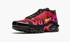 The Supreme x Nike Air Max Plus “Black/Red” is one of three colorways of the classic retro runner cooked up by the New York City streetwear brand and Nike for Fall 2020.  The Air Max Plus achieved its cult-like following largely thanks to its association with London’s garage scene of the late-90s and early 2000s.  Both sleek and stylish, the performance runner now joins a long list of classic Nike silhouettes to be reworked by Supreme.  As for the design, the upper features a black mesh base wit Nike Air Max Plus Black, Black Red Shoes, Air Max Plus Tn, Black Basket, Nike Max, Nike Tn, Marathon Running Shoes, Red Nike, Red Sneakers