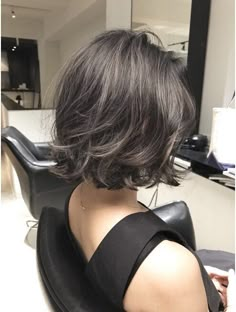 Ashy Brown Hair Short, Bob Haircut Asian Hair, Haircuts For Medium Length Hair, Edgy Haircuts, Asian Short Hair, Hair Inspiration Short, Hair Arrange, Shot Hair Styles, Short Wavy Hair