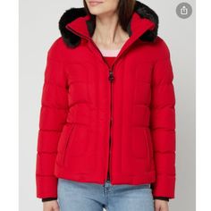 Nwt Wellensteyn Belvedere/Belvitesse Short Damen Jacket Red 100% Polyester / Futter: 60% Polyester Und 40% Polyamid / Membrane: 100% Polyurethan B24 Red Winter Outerwear With Zipper, Red Winter Outerwear With Zipper Closure, Red Outerwear With Faux Fur Trim For Cold Weather, Fitted Red Puffer Jacket For Winter, Red Fitted Outerwear With Faux Fur Trim, Fitted Red Outerwear With Faux Fur Trim, Red Padded Collar Outerwear For Cold Weather, Red Outerwear With Padded Collar For Cold Weather, Fitted Red Puffer Jacket