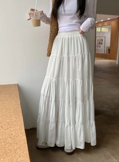 Lasaky - Fashionable High-Waisted Maxi Skirt with Wide Flared Hem White Skirt Outfits, Long Umbrella, Flare Maxi Skirt, White Long Skirt, Puffy Skirt, Fluffy Skirt, Long Skirt Outfits, Umbrella Skirt, White Maxi Skirts