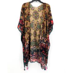 Soft Surroundings Runa Tassel Kimono Cover-Up New With Tags - Retail $80 Colorful Printed Boho Beach Cover-Up Top/Cardigan In A Lightweight Fabric. - Cardigan/Cover Up - Mid-Length - Open Front - Tassel Details - Half Sleeve - Lightweight Women's One Size Pit To Pit: 38" Length: 35" 100% Polyester A881 Bohemian Outerwear With Floral Print And Kimono Sleeves, Festival Floral Print Outerwear With Kimono Sleeves, Floral Print Kimono Sleeves Outerwear For Festival, Floral Kimono Sleeve Outerwear For Festivals, Multicolor Floral Print Outerwear For Festival, Bohemian Floral Print Outerwear For Vacation, Bohemian Floral Print Vacation Outerwear, Bohemian Multicolor Floral Print Outerwear, One Size Multicolor Floral Print Outerwear